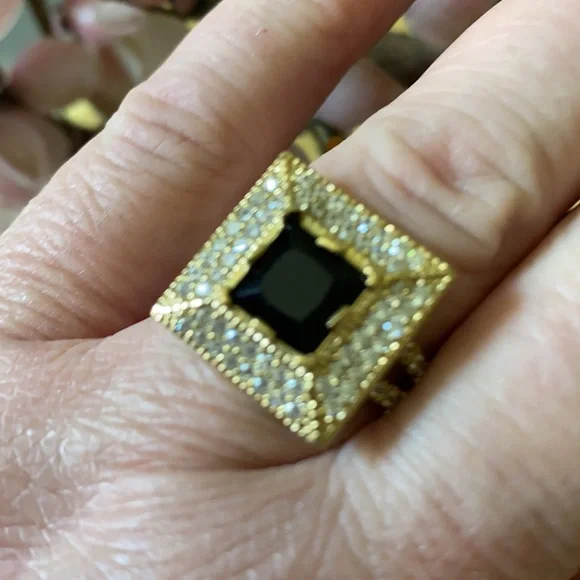 Vintage 925 black onyx white sapphire ring